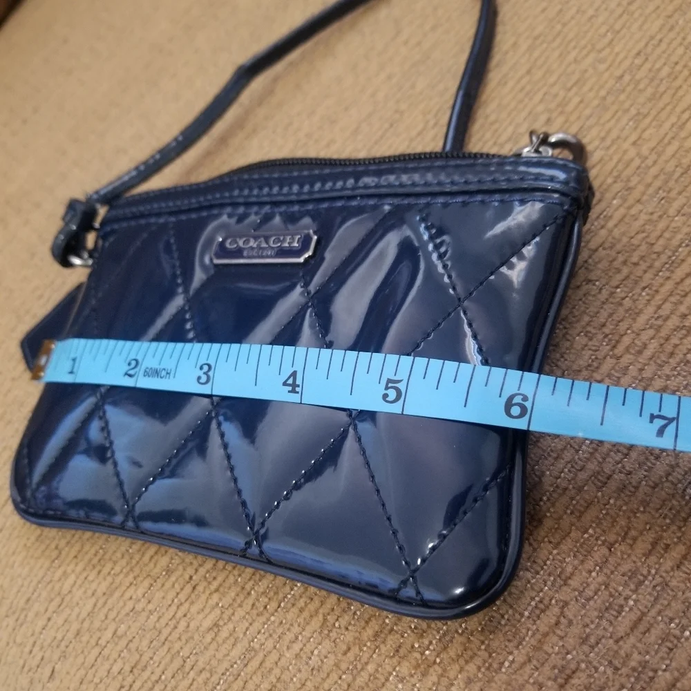 Coach Wristlet - Picture 8 of 9